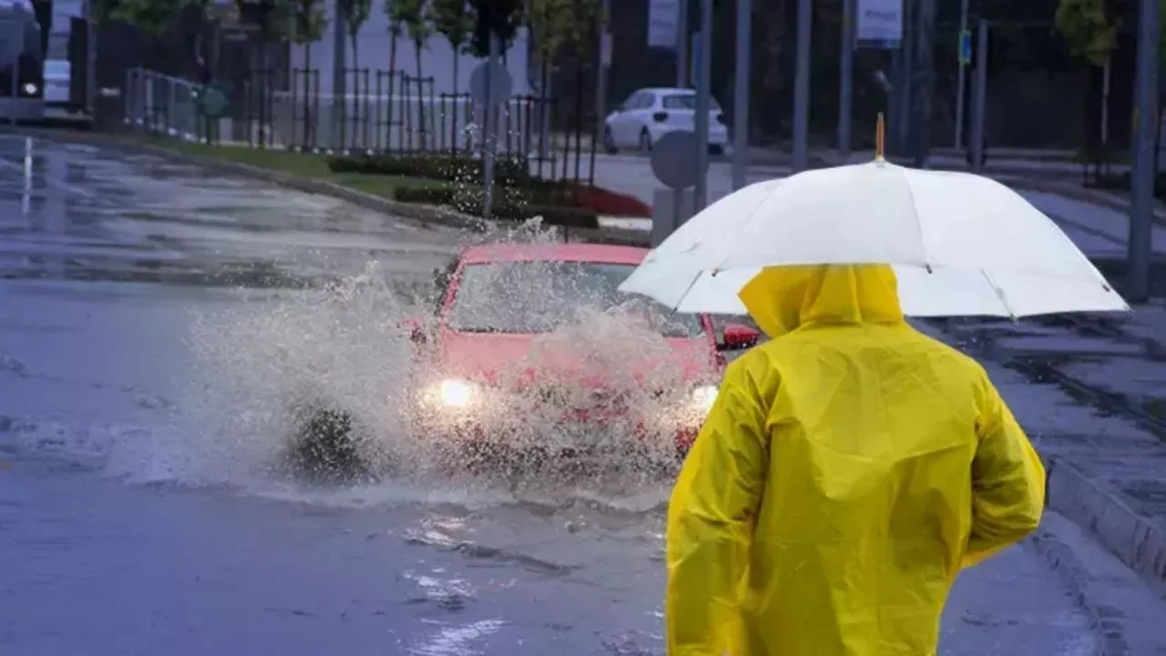 Meteorolojiden 7 şehir için sarı ve turuncu kodlu uyarı: Çok kuvvetli geliyor!