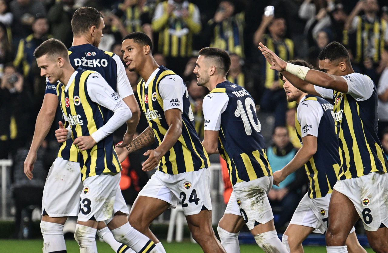Fenerbahçe Spartak Trnava'ya fark attı,  Avrupa'da gruptan lider çıktı