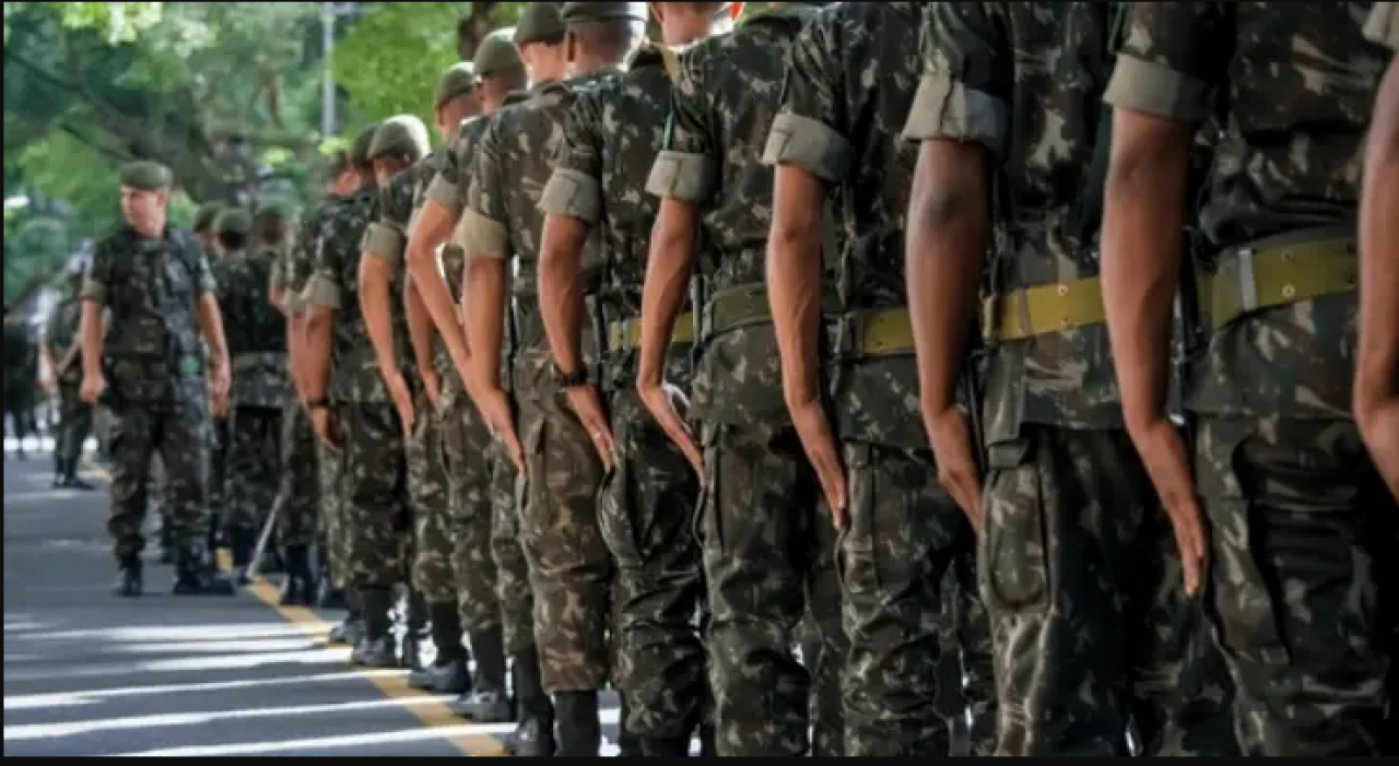 MSB'den askerlerin cep telefonu kullanımına ilişkin karar!