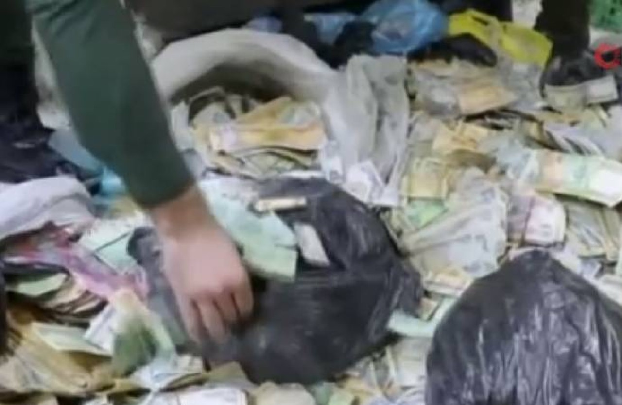 Ölen kadın dilencinin evinden poşetler içinde 400 bin dolar çıktı