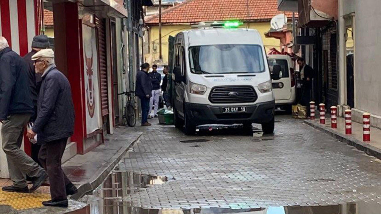 Mersin'de erkek arkadaşının başından vurduğu İrem Sağlam öldü