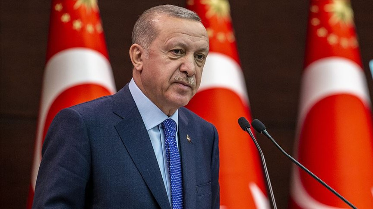 Emekli maaşı ek zam oranı belli oldu. Cumhurbaşkanı Erdoğan 'Müjdeyi vermek istiyorum' diyerek açıkladı