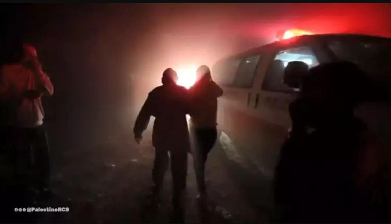 Filistin Kızılayı,  sivillerin tahliye anlarını paylaştı!