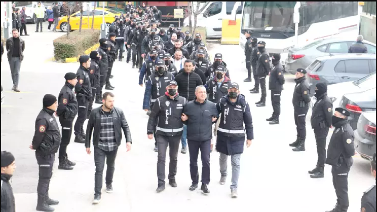 Kafes-18 operasyonu: 20'si adliyede!