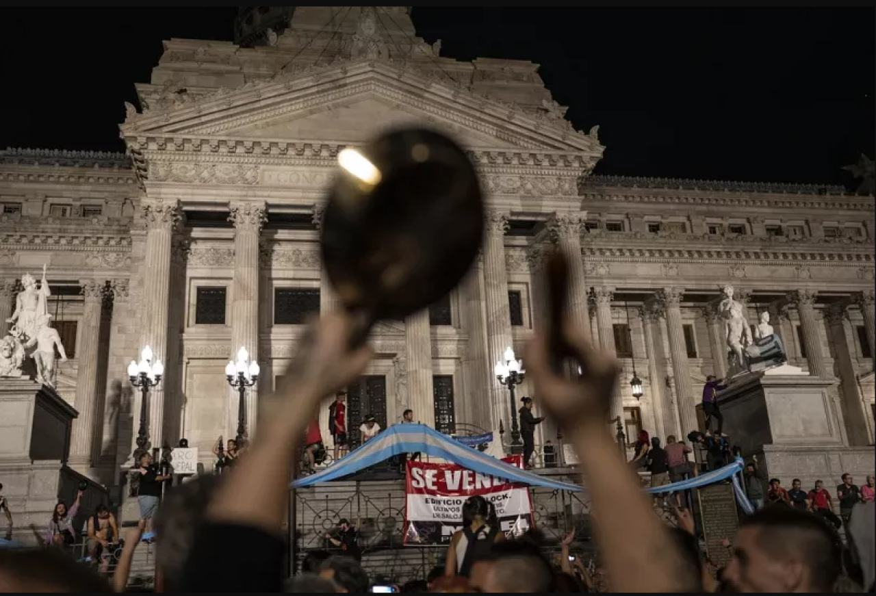 Arjantin hükümeti'nden protestoculara çağrı: Faturaları, siz karşılayın!