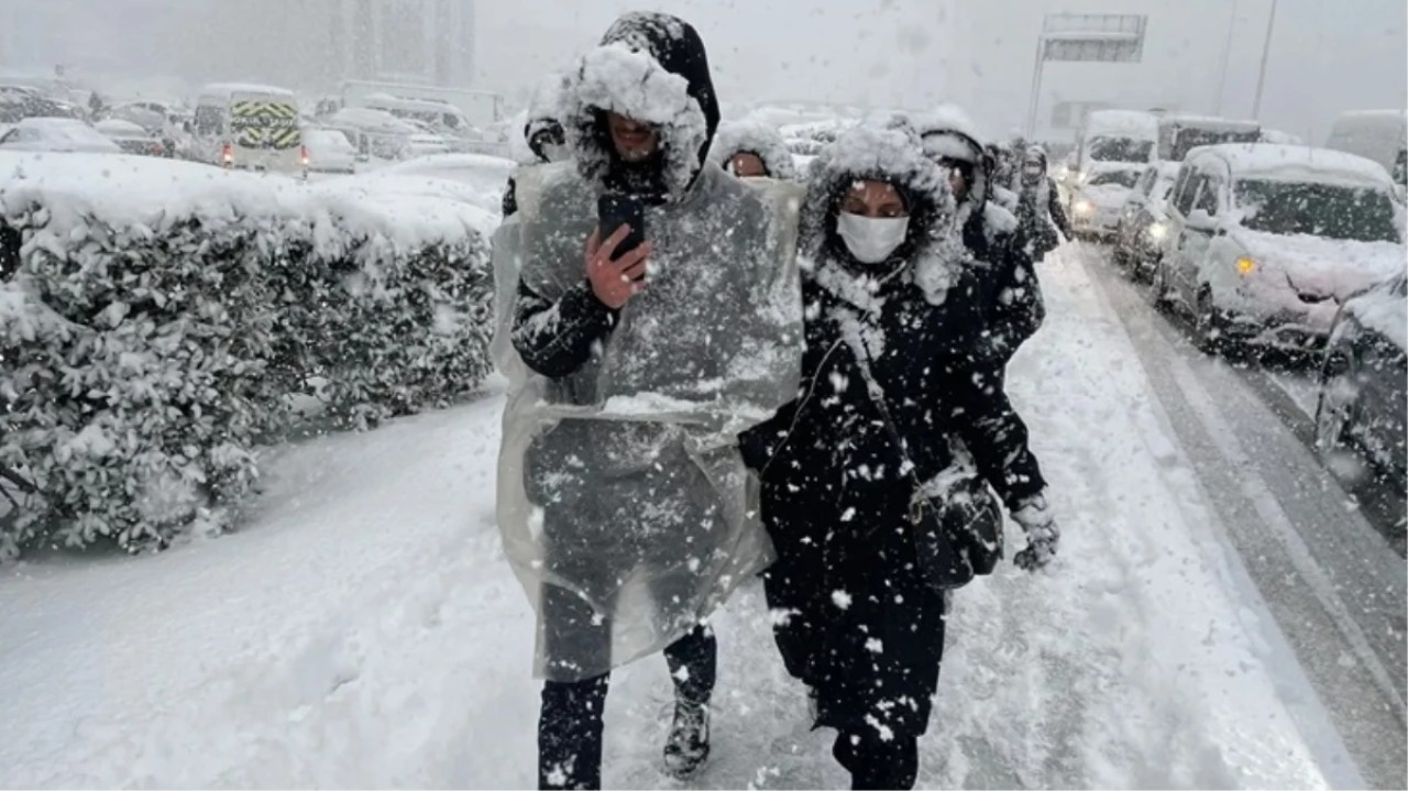 Meteorolojiden flaş açıklama. Bu illerde kar bastıracak,  çok yağacak. Soğuk geliyor,  hava buz kesecek