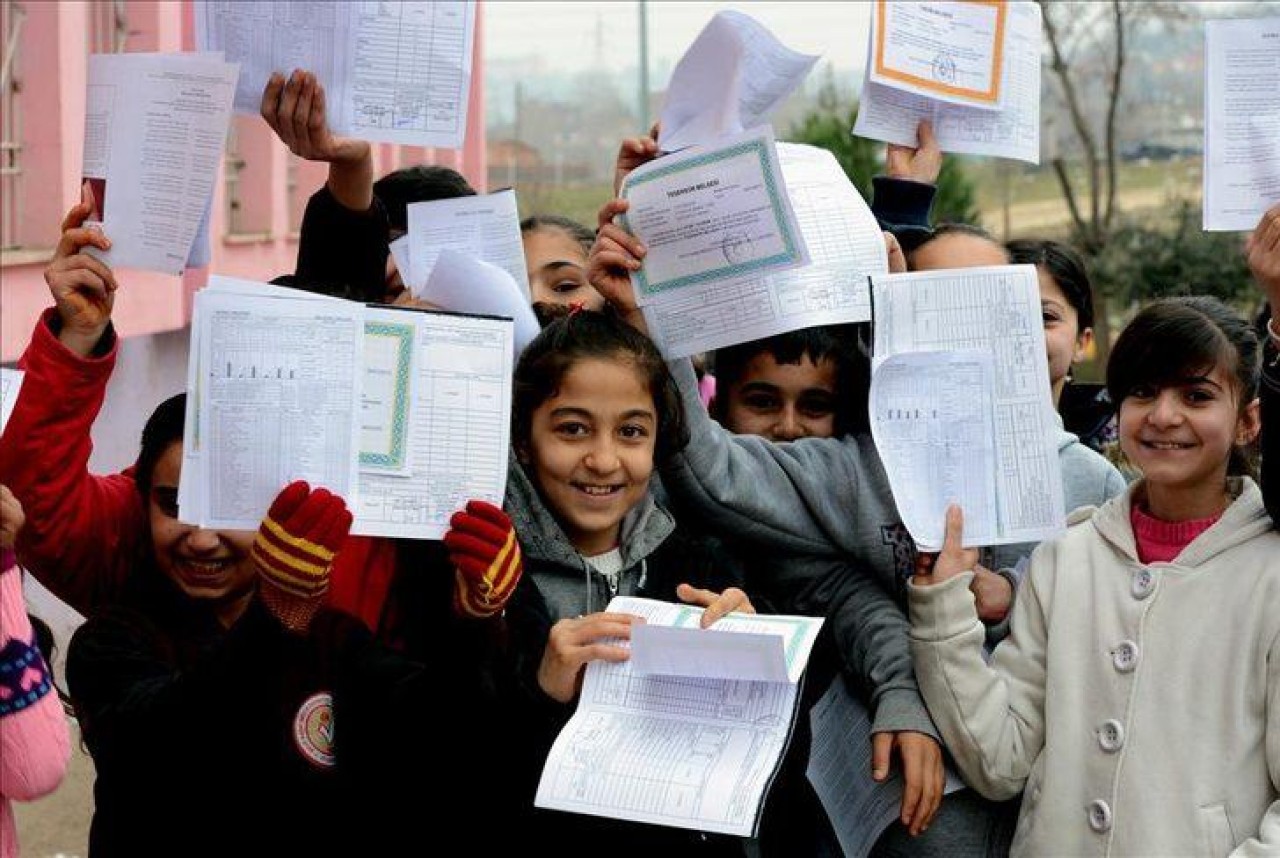 MEB'den yarıyıl tatili öncesi sürpriz karar! Karne hediyesi gibi