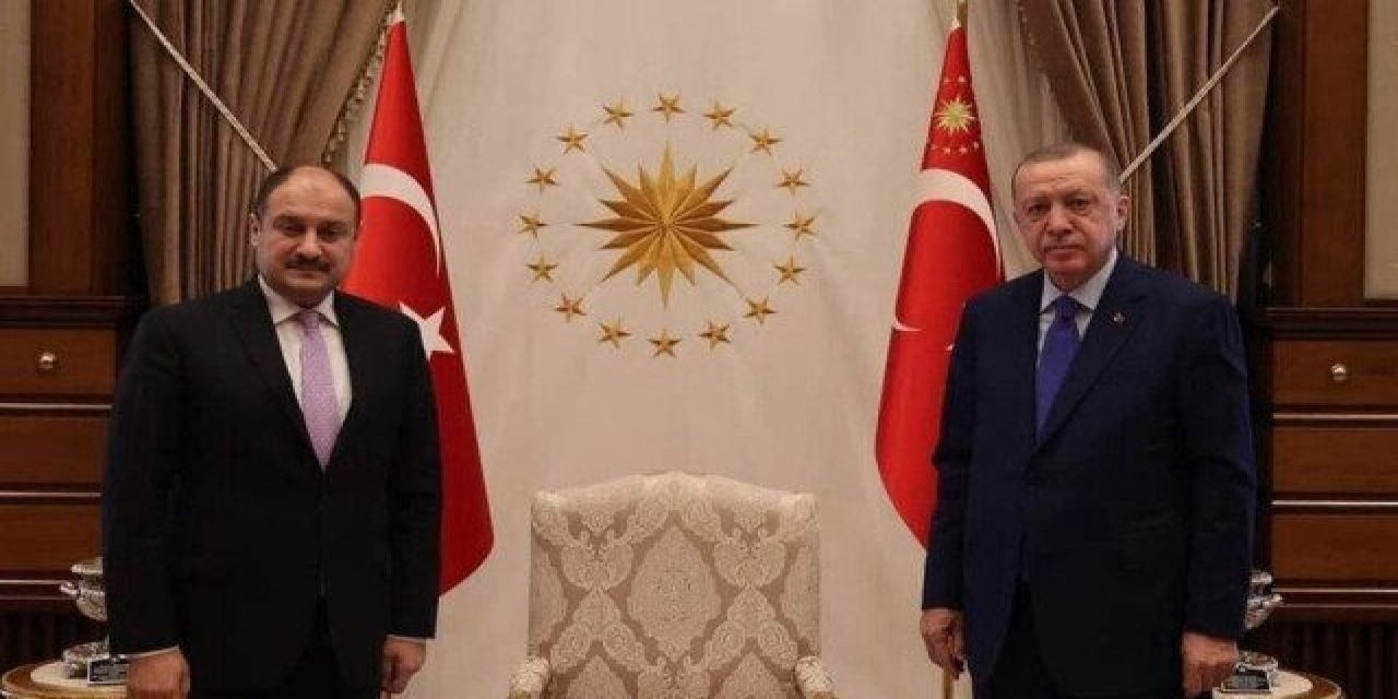 Erdoğan'ın danışmanıydı. 4 dönem de AK Parti milletvekiliydi. İstifa edip,  AK Parti'ye rakip başkan adayı oldu