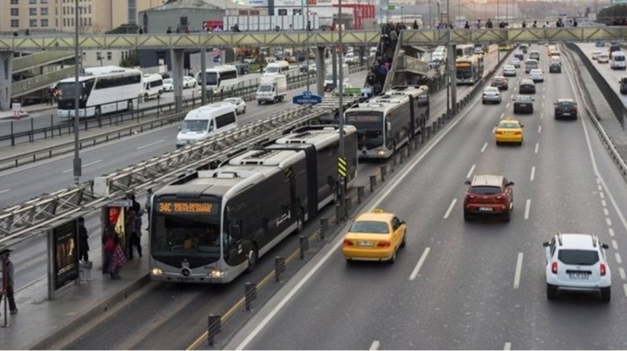 İstanbul'da toplu ulaşıma,  taksiye,  okul ve personel servislerine zam