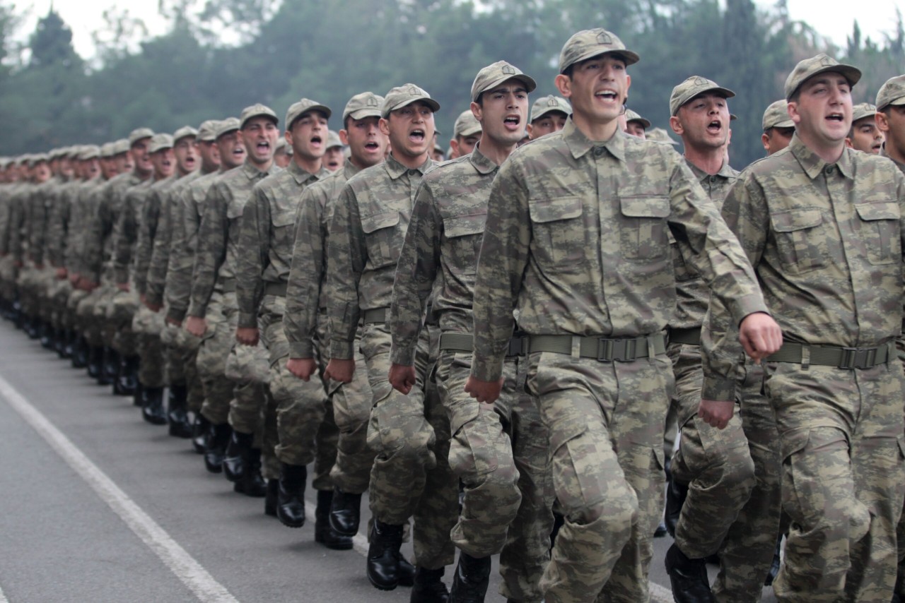 Sözleşmeli er alınacak. Başvuru şartları açıklandı. Sözleşmeli er ne kadar maaş alıyor?