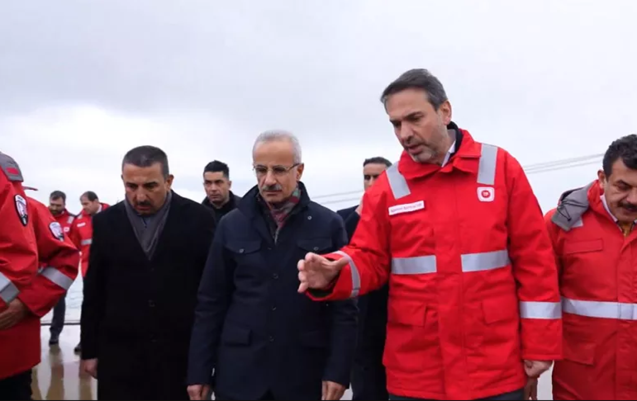 Bakan Bayraktar'dan doğalgaz açıklaması: '15 milyon haneye yetecek'