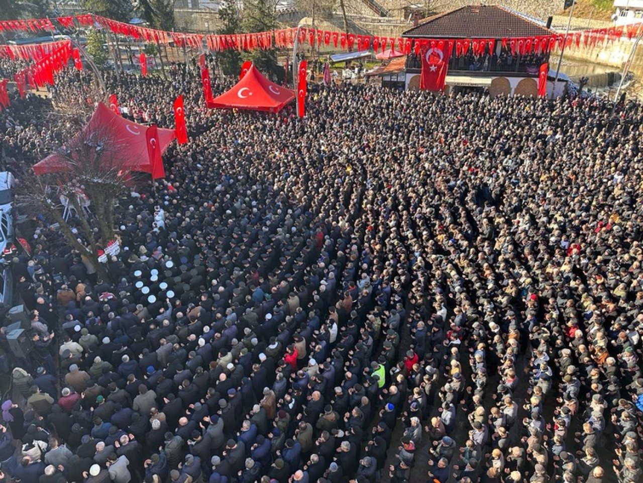 "Pençe-Kilit Operasyonu" şehitlerimizi uğurladık. Göz yaşları sel oldu