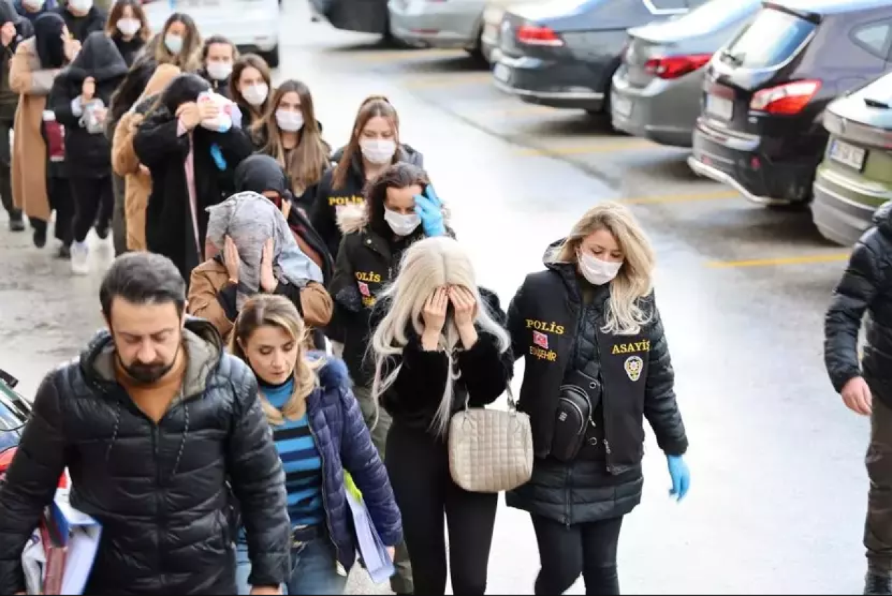 Barbie-Es operasyonu: 18 şüpheli adliyeye sevk edildi!