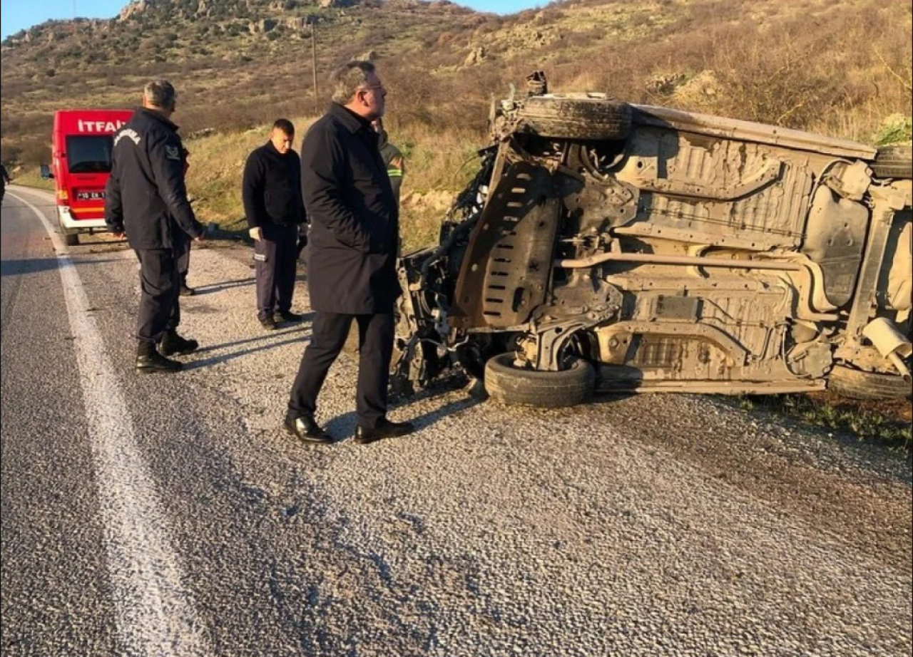 Balıkesir'de kaza: Vildan Hancı yaşamını yitirdi, 7’si infaz koruma memuru  8 yaralı!
