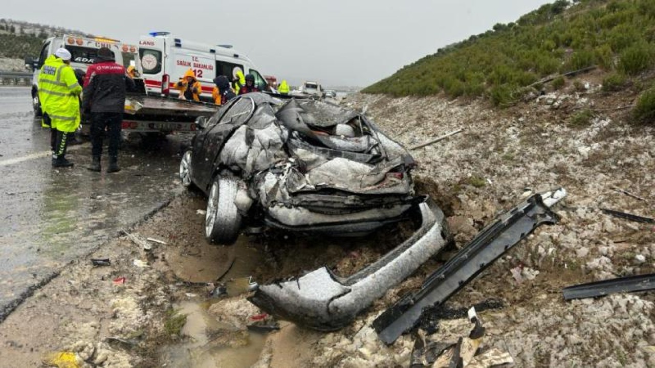 İzmir-İstanbul Otoyolu'nda zincirleme kaza: Fehmi Zafer Heperler öldü, 4 yaralı
