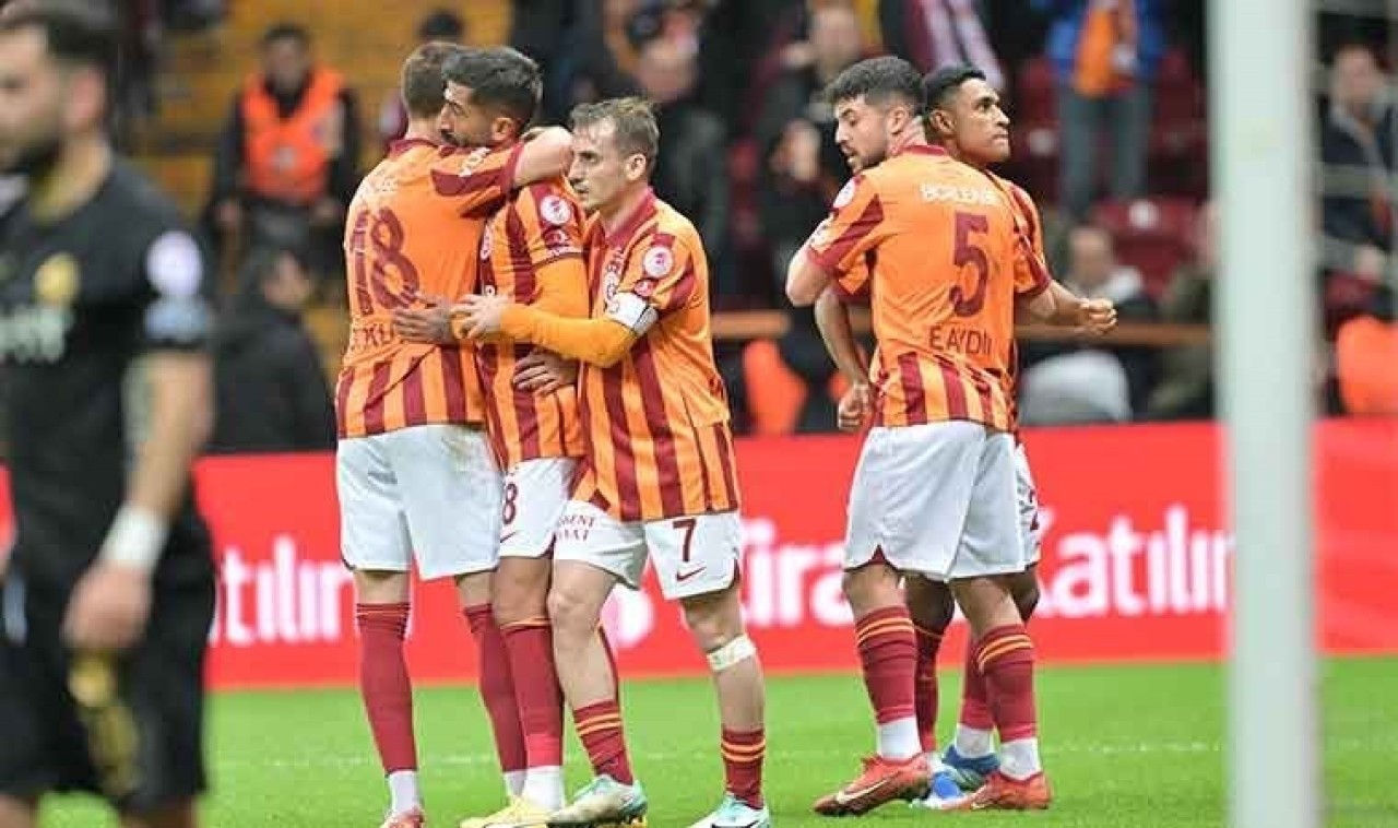Galatasaray Ümraniyespor maçında Barış Alper Yılmaz rüzgarı. İki kaleye de gol attı