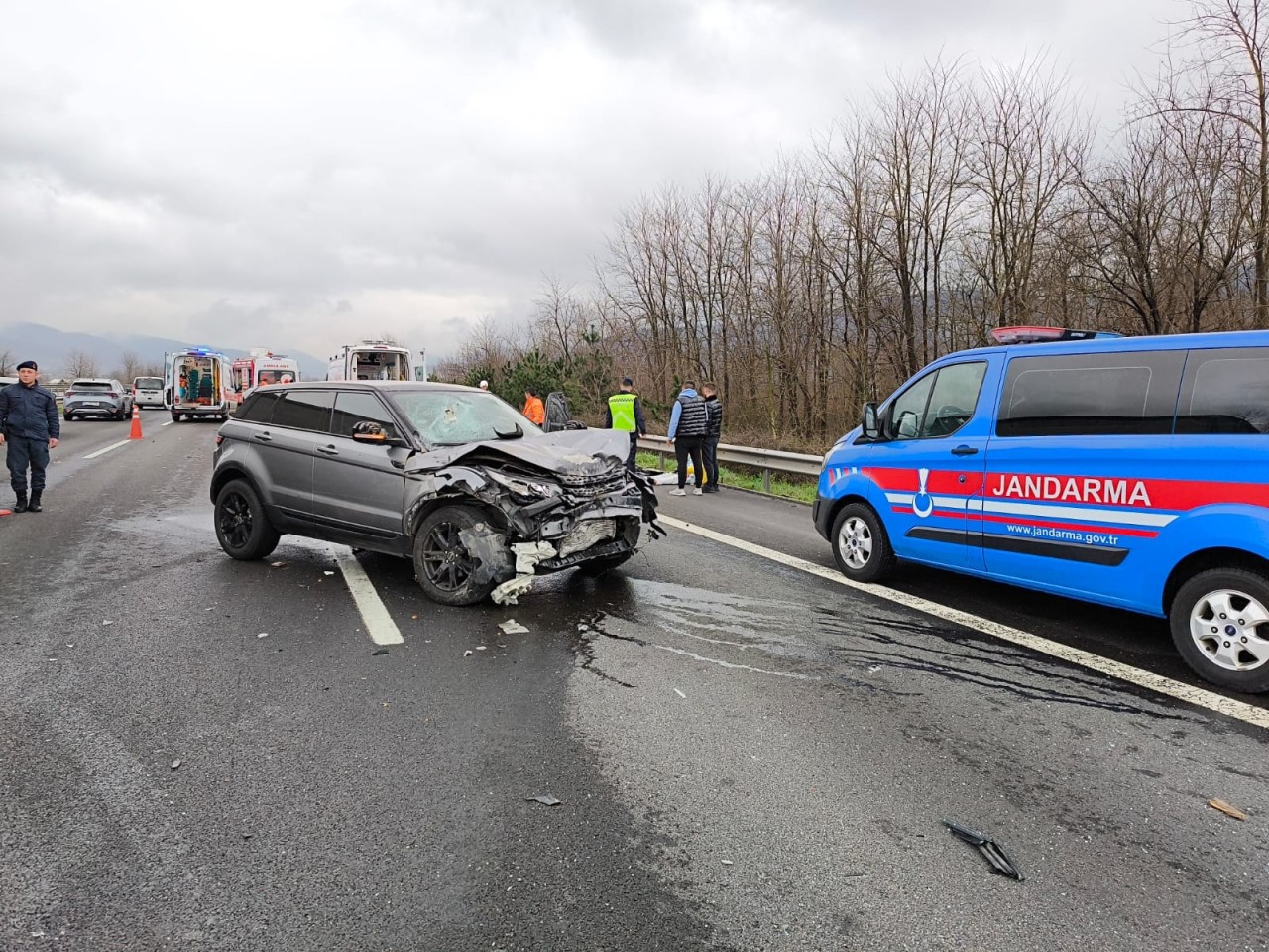 Düzce'de İsmail Kaçiş'in kullandığı cipin çarptığı otomobildeki Ali Çırcır ile Feride Çırcır öldü