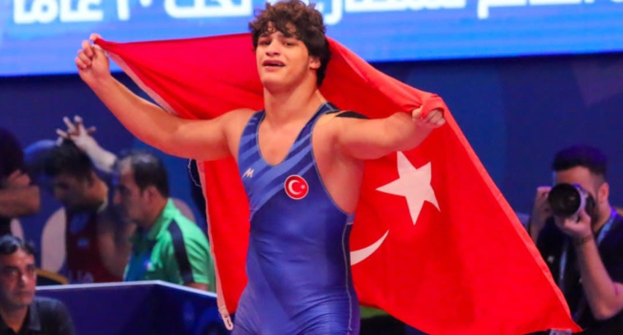 Alperen Berber altın madalya kazandı