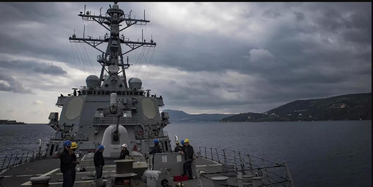 Husilere ait iki insansız deniz aracı imha edildi!