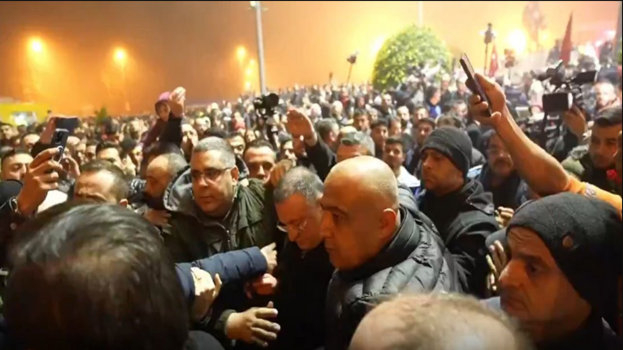 Bakan Koca'dan protesto açıklaması!