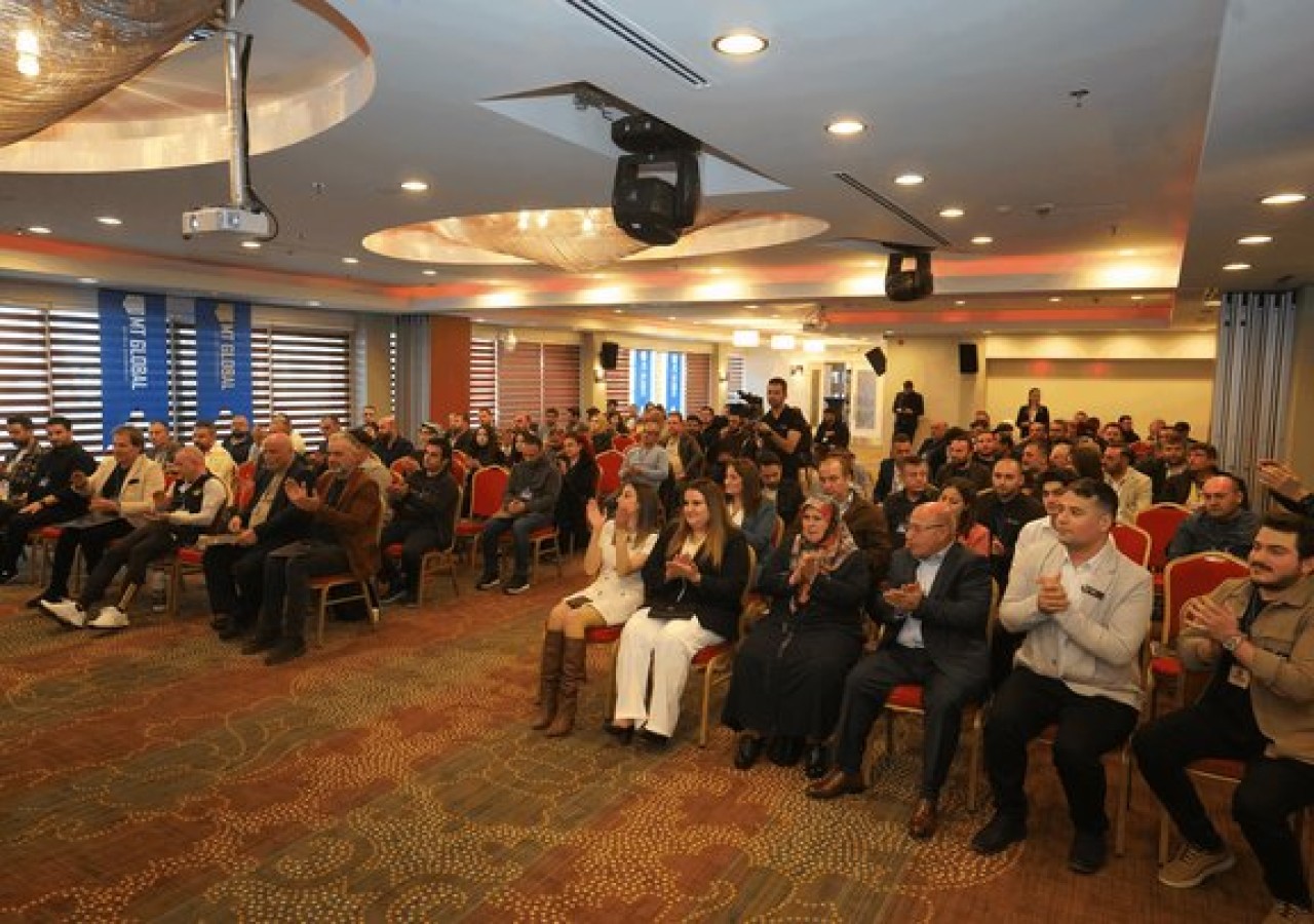 MT Global Eğitim ve Danışmanlık Ankara’da 300 Kişilik Seminer ile Yatırımcılara Bilgi ve Deneyimlerini Aktardı!
