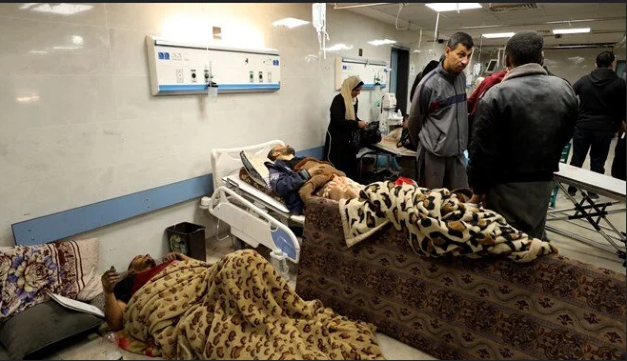 İsrail Gazze'de Şifa Hastanesi'ni kuşattı: Ölü ve yaralılar var!