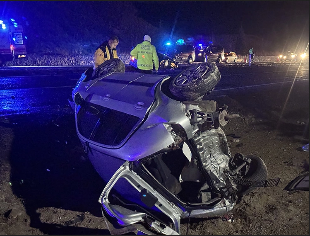 Nevşehirde zincirleme kaza: 3 ölü  6 yaralı!