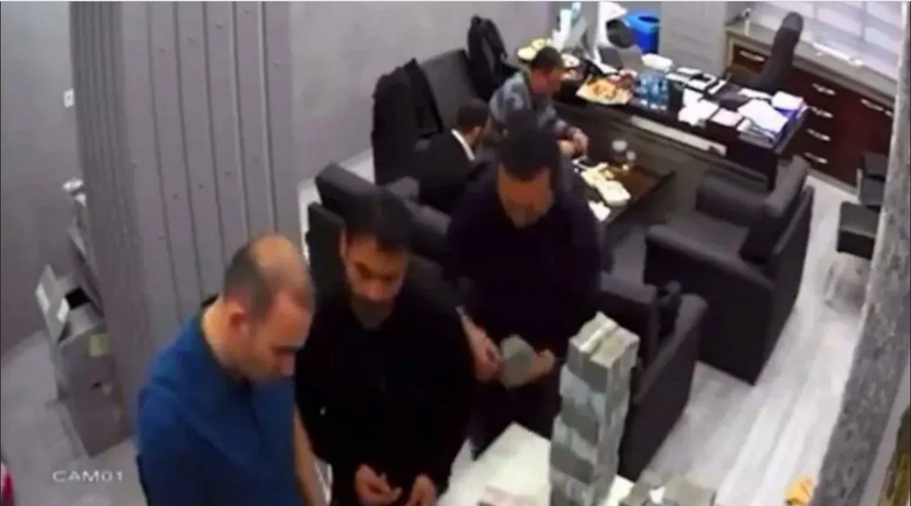 CHP'de para sayma görüntüleri: 3 kişi ifadeye çağırıldı!