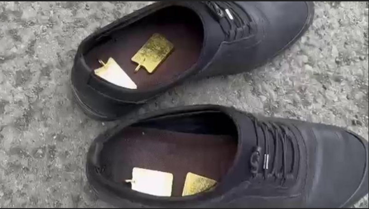 Ayakkabıdan 3, 5 milyon liralık altın çıktı!