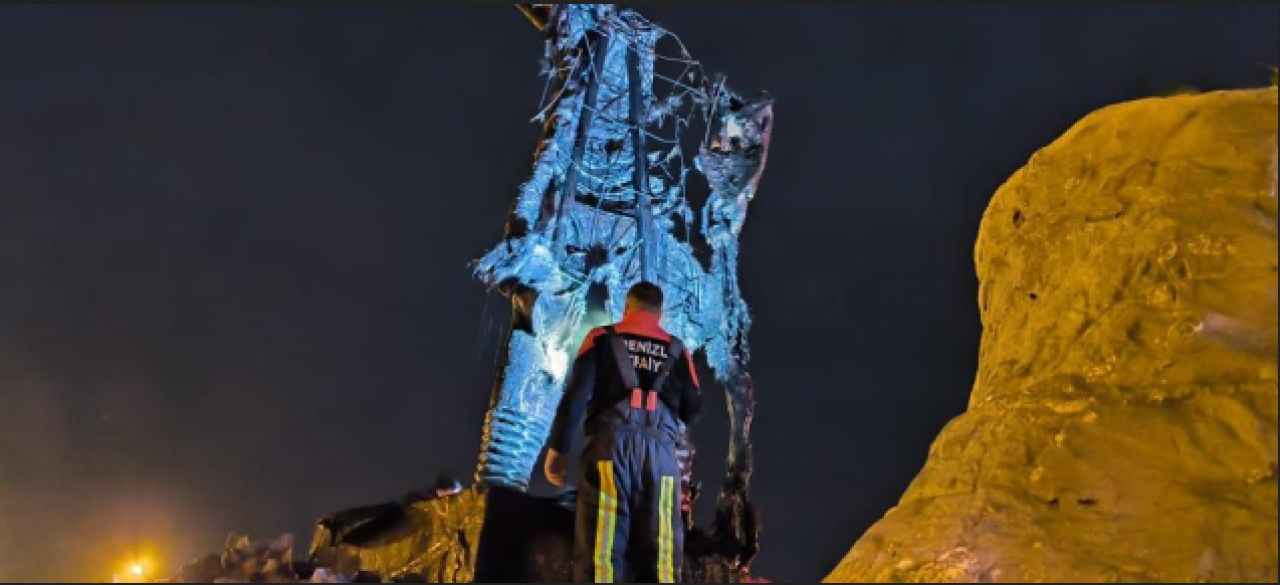 Milli Mücadele kahramanı Köpekçi Nuri Efe'nin heykeli kundaklandı!