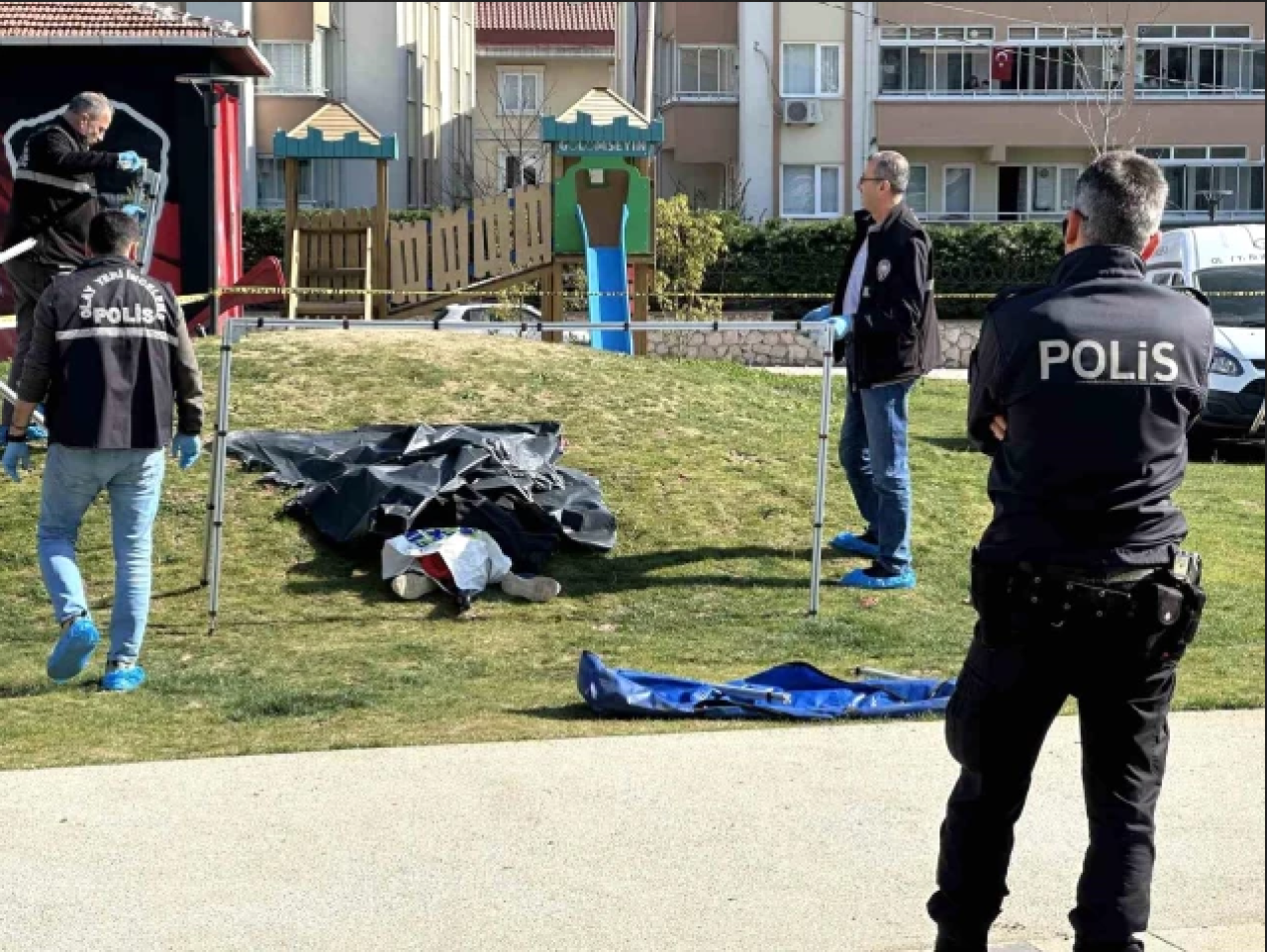 Bursa'da 19 yaşındaki genç yanında tüfekle ölü bulundu!