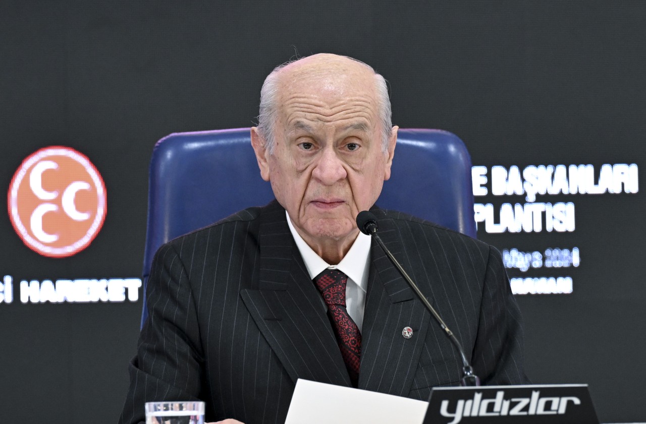 Bahçeli sert çıktı: Başı mutlaka ezilmelidir
