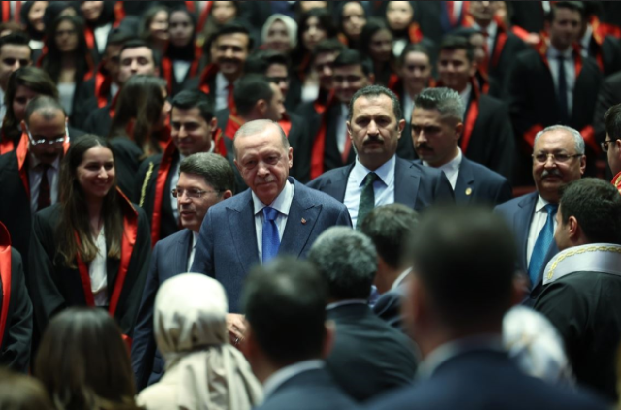 Cumhurbaşkanı Erdoğan'dan önemli açıklamalar: 'Karar yüreklere su serpmiştir,  memnuniyet duyuyoruz'