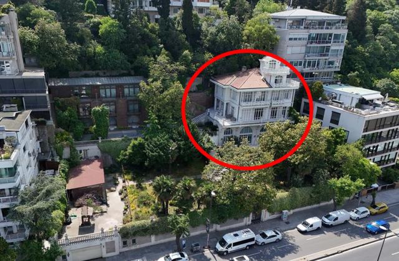 FETÖ firarisi Akın İpek’in Bebek’teki yalısı rekor fiyata satıldı!