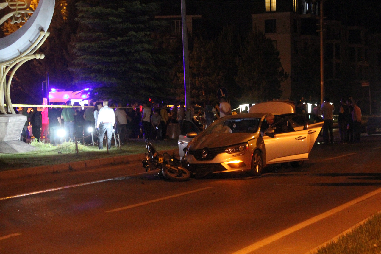 Kütahya'da kaza: Abdülbaki Usluer ve Kamil Lama öldü