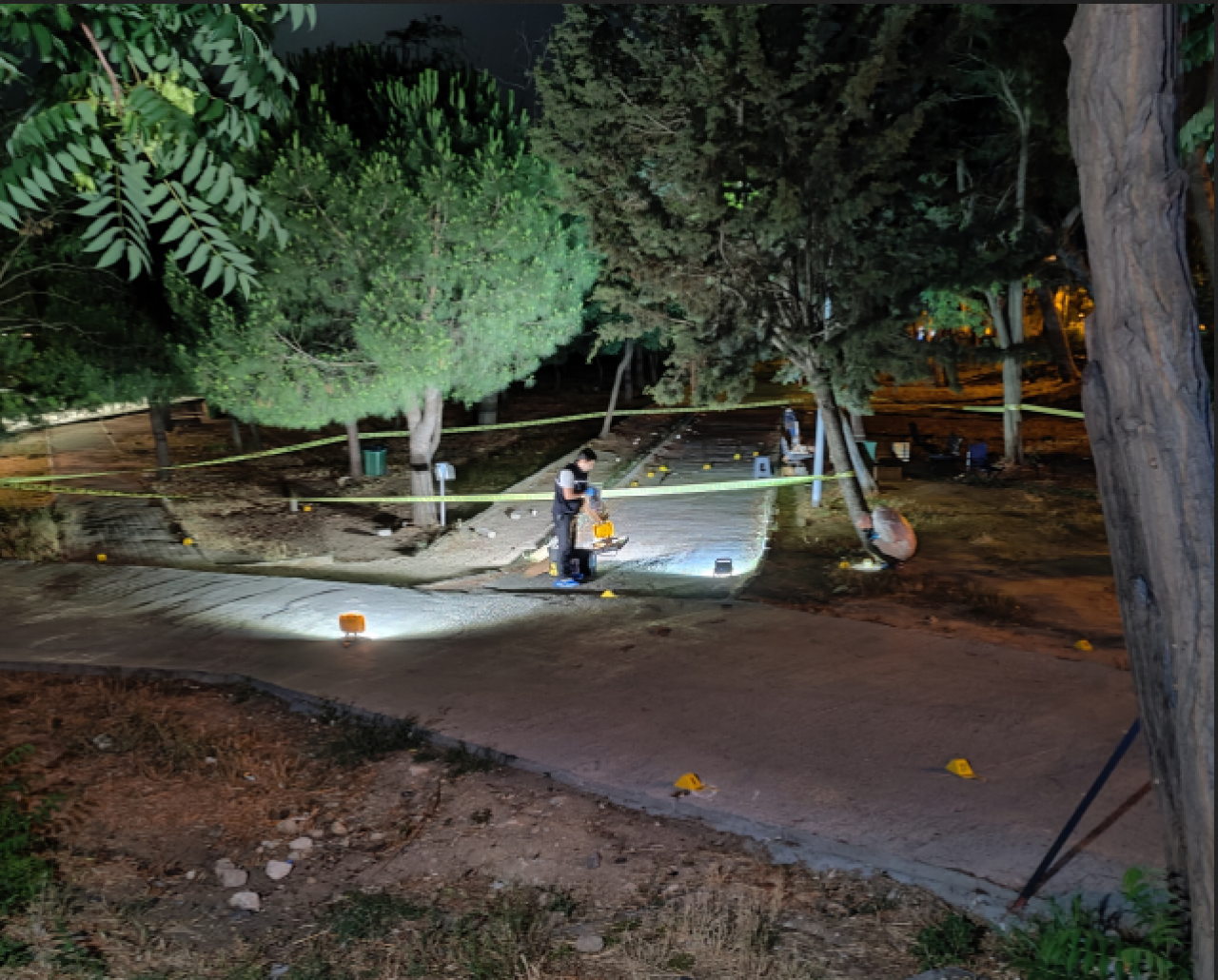 Hastane bahçesinde silahlı çatışma:  4 kişi yaralandı