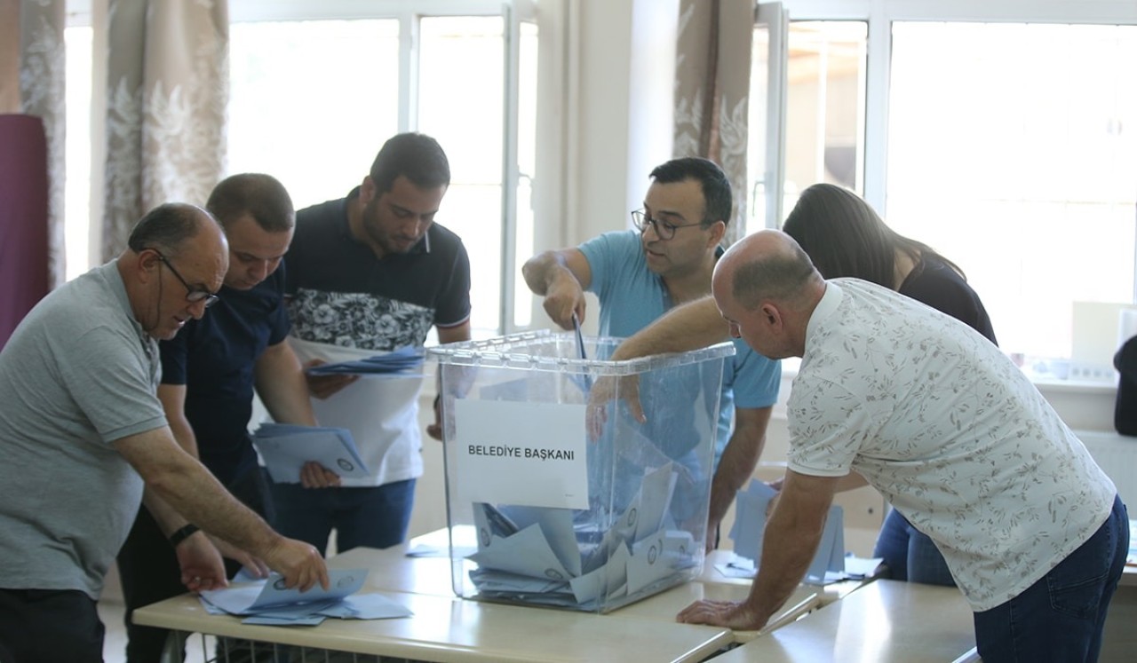 3 ilçe ve 4 beldede seçim yapıldı. İşte sonuçlar