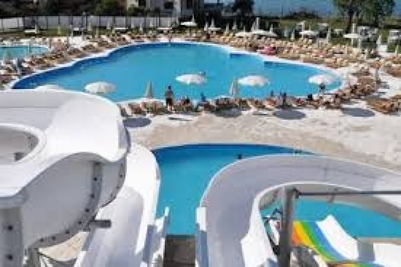 Aquaparkta elektrik akımına kapılan çocuğu kurtarmak isteyen işletme sahibi Mustafa Kemal Günay öldü