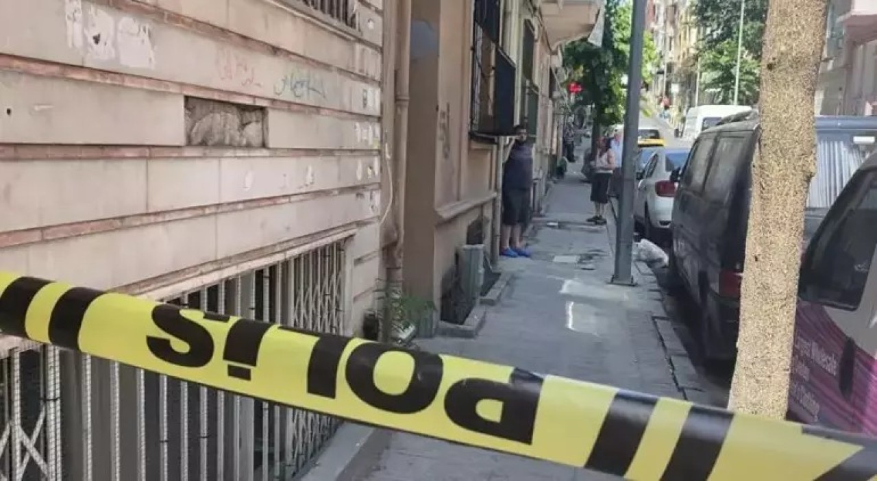 Şişli'de inanılmaz olay. Evine eşiyle birlikte yemeğe gelen arkadaşını karısına tecavüz etmek isteyince  öldürdü