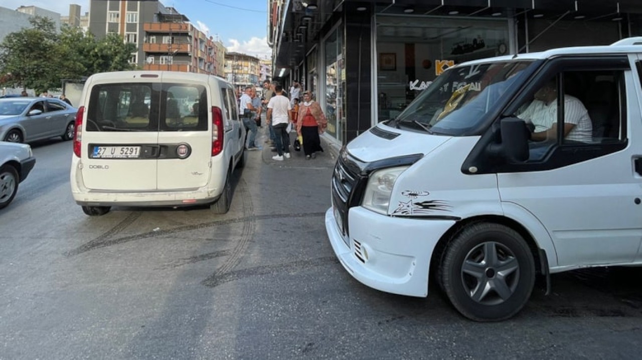 Enişte Mustafa Yılmaz kurşun yağdırdı: Ali Kahraman öldü. Mustafa Kahraman ağır yaralı