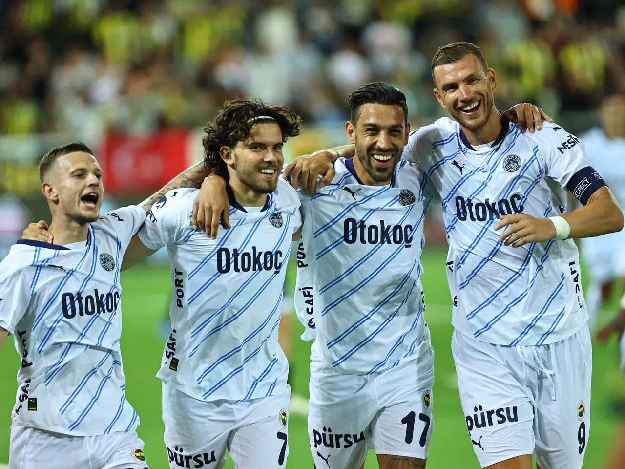 Fenerbahçe 4-3 kazandı Mourinho patladı