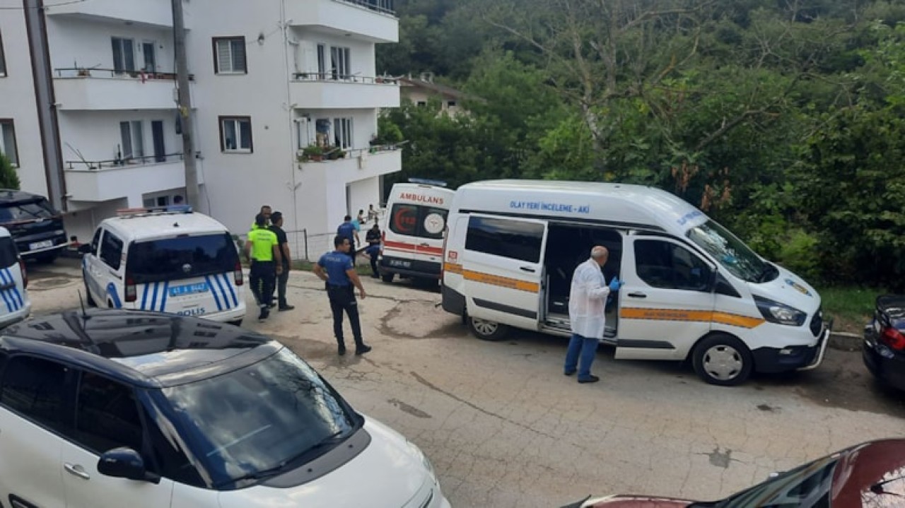 Kocaeli'de eski kocası evi bastı: Sözen Tutci öldü