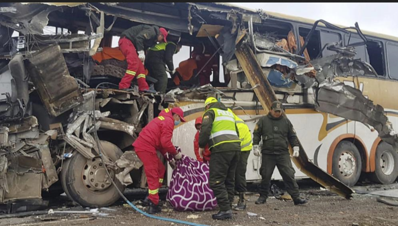 Bolivya'da katliam gibi kaza:  22 ölü, 16 yaralı!