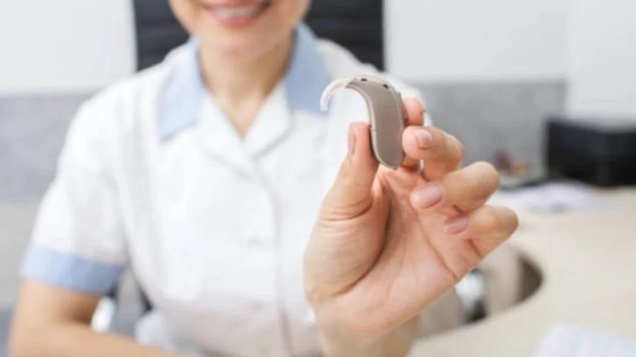 İşitme Cihazı Fiyatları: 2024'te Nelere Dikkat Edilmeli?