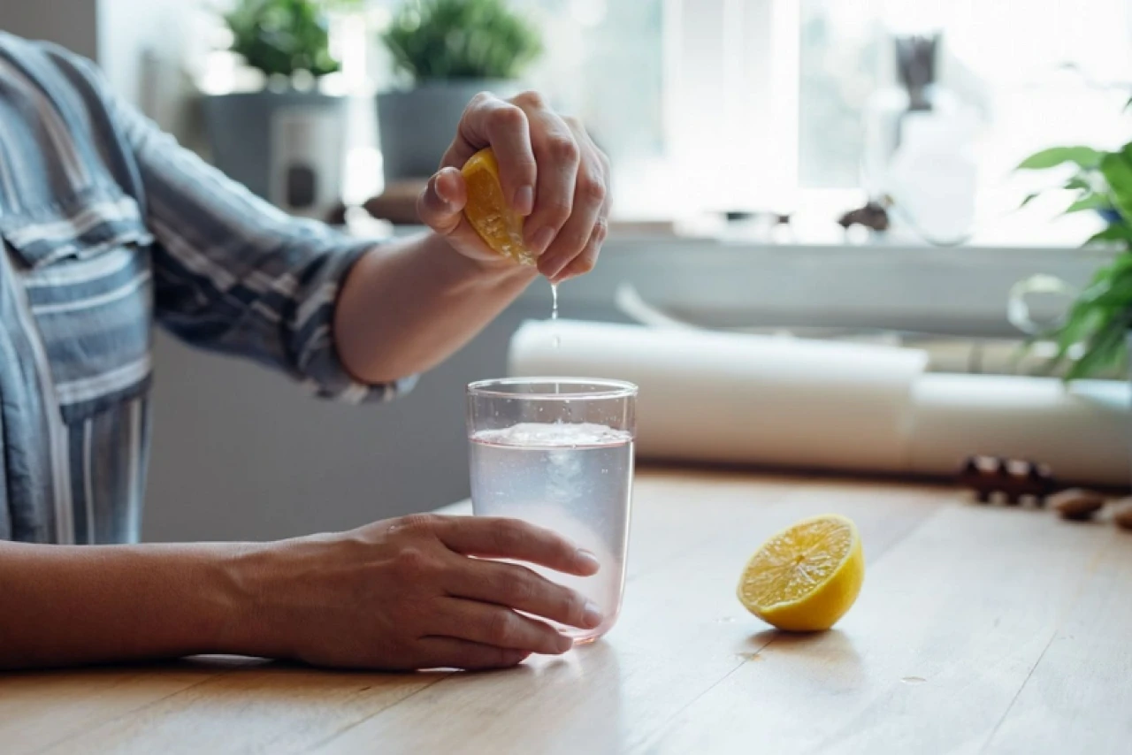 Uzman doktor açıkladı: Suyunuza bunu eklerseniz kilo verirsiniz