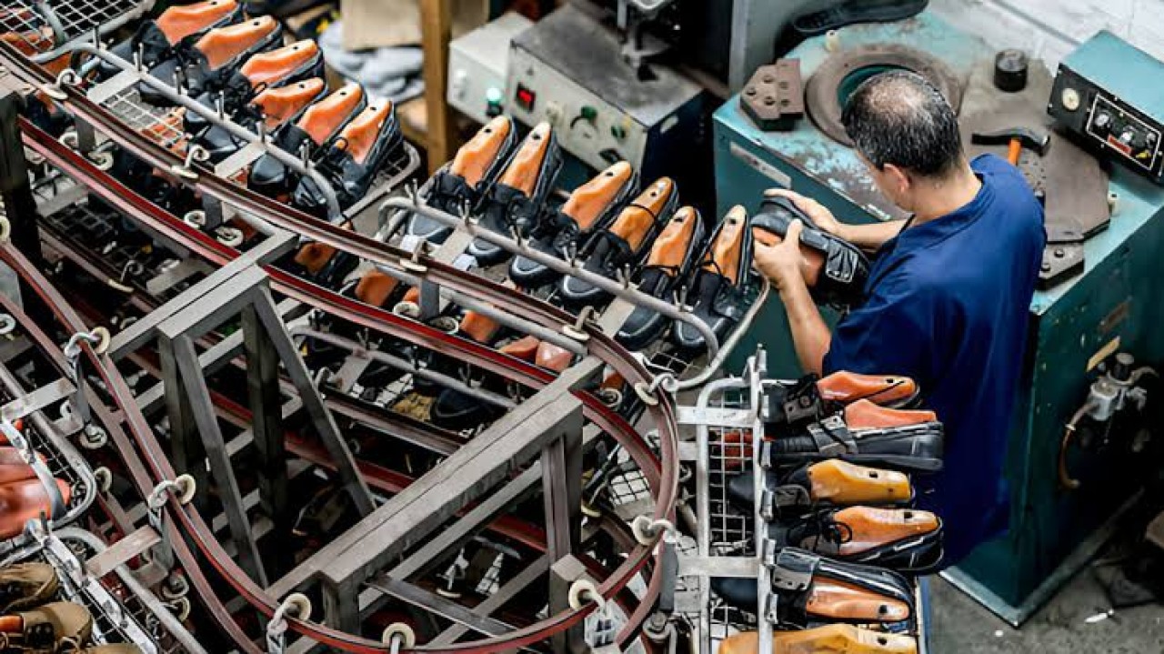 Türkiye'nin dev ayakkabı fabrikası iflas etmişti: Sahibi bakın ne yaptı