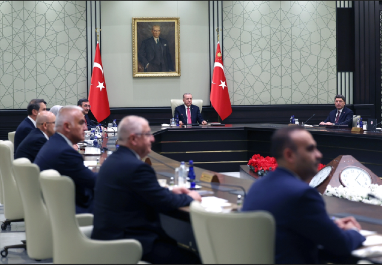 Kabine toplantısı başladı! Masada önemli konular yer alıyor