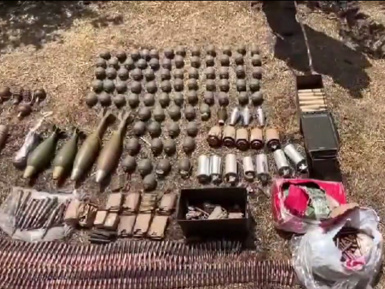 Irak'ın kuzeyinde sığınakta çok sayıda silah ele geçirdi!