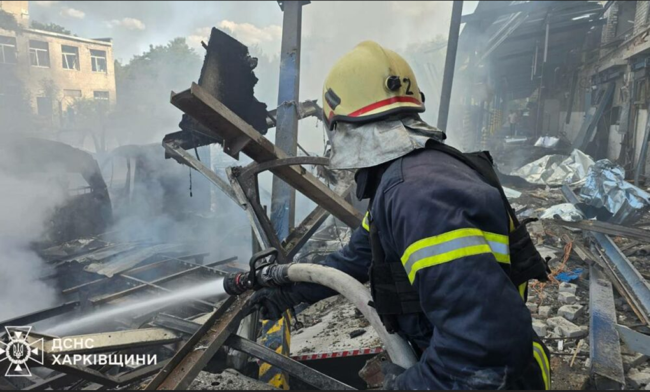 Rusya,  Harkiv’de postaneyi vurdu: 1 ölü,  10 yaralı