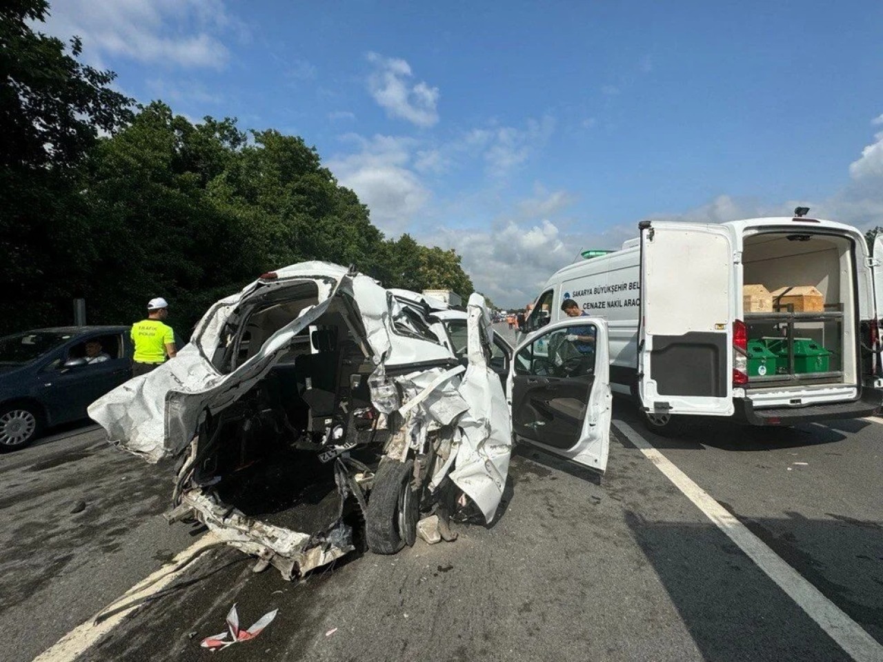 Sakarya'da feci kaza: Meryem Eroğlu,  İrem Eroğlu ve Mustafa Çatak öldü
